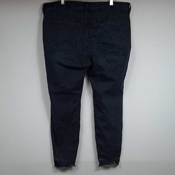 Ladies Rockstar Jeans NWT - Picture 8 of 9